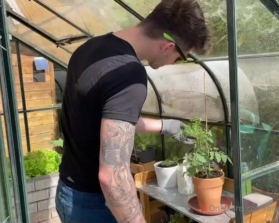 Boundinprogress OnlyFans - Session #7  Gardener in distress (May 22) Update Incl Clip 31