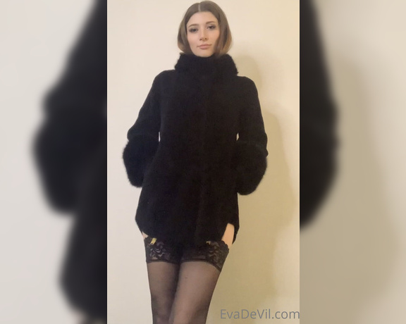 Eva de Vil aka Evadevil OnlyFans - (Video) My gorgeous new coat from a love struck beta bitch!