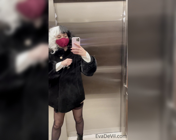 Eva de Vil aka Evadevil OnlyFans - (Video) The costume was a hit 3