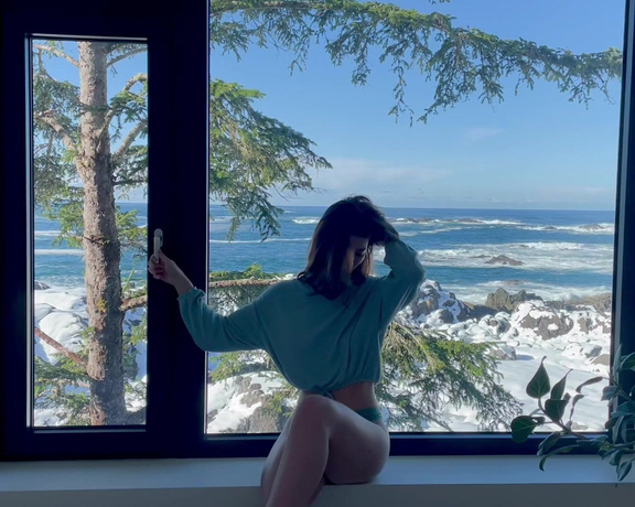 Eva de Vil aka Evadevil OnlyFans - POV you wake up to the most beautiful view you’ve ever seen