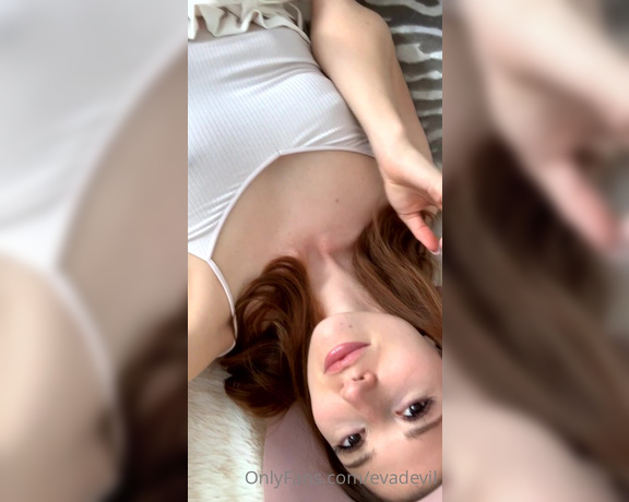 Eva de Vil aka Evadevil OnlyFans - (Video) Little summer outfit with my nipples peeking through #July2020