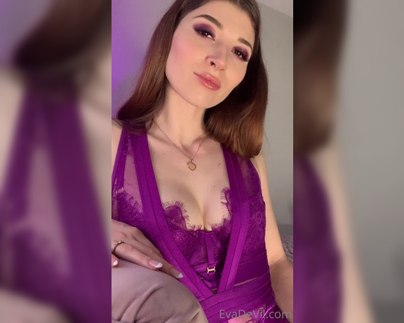 Eva de Vil aka Evadevil OnlyFans - (Video) Friday orders