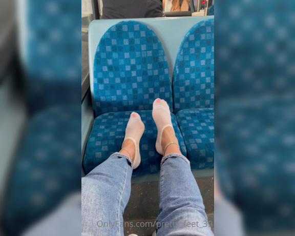 Goddess Vanessa aka Pretty_feet_39 OnlyFans - Nothing stops me from showing you my divine feet 5