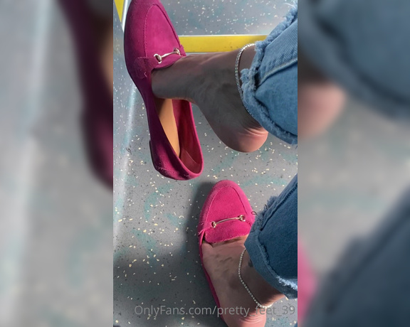 Goddess Vanessa aka Pretty_feet_39 OnlyFans - Dangling my sweaty flats on the bus… I bet you would love to sit next to me right now