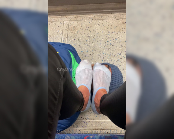Goddess Vanessa aka Pretty_feet_39 OnlyFans - Public stinky sock sniffing on the London Underground tube he couldn’t resist my sweaty feet in thes
