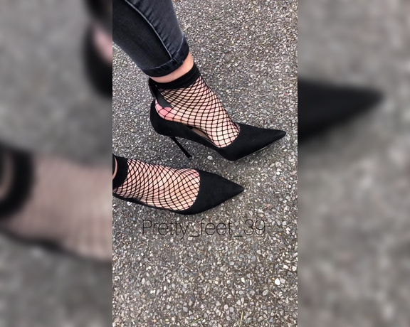 Goddess Vanessa aka Pretty_feet_39 OnlyFans - Walking in my sexy stilettos with fishnet socks during lockdown