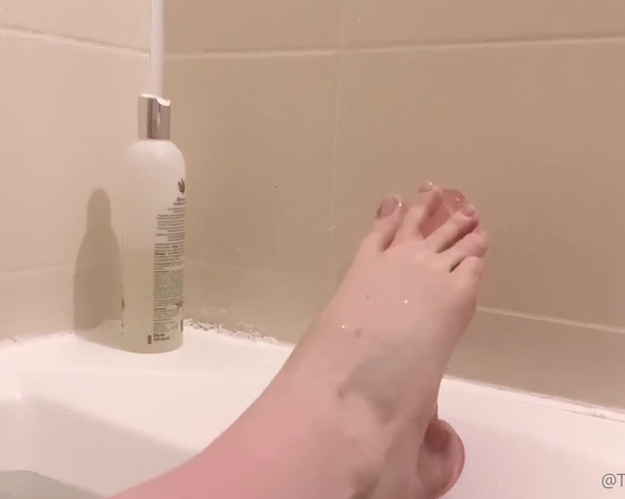 Fansly - Tsunderebean Feet Video 28