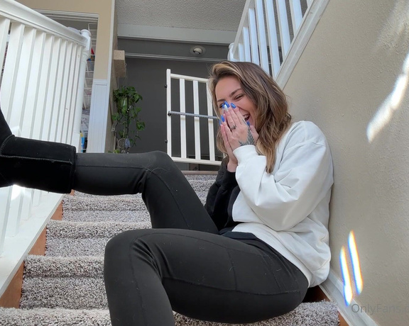 MoodyFeet aka Moodyfeet OnlyFans - Your best friend dares you to sniff her fuzzy boots!