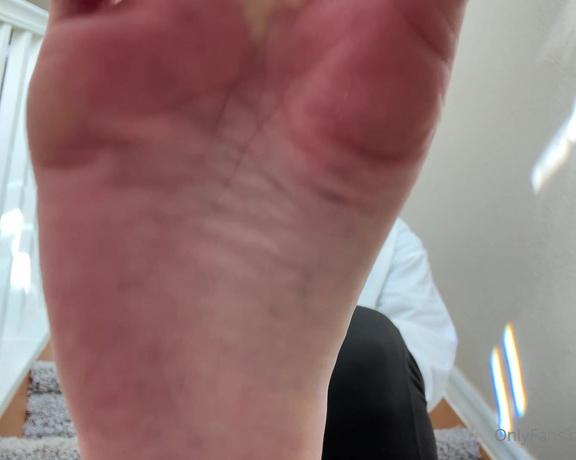 MoodyFeet aka Moodyfeet OnlyFans - Your best friend dares you to sniff her fuzzy boots!