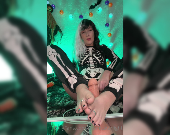 The Cosmic Goddess aka Cosmicstarlight OnlyFans - Full Vid Skeleton FJ with lush in! (Had some technical difficulties so I’ll be posting a blooper
