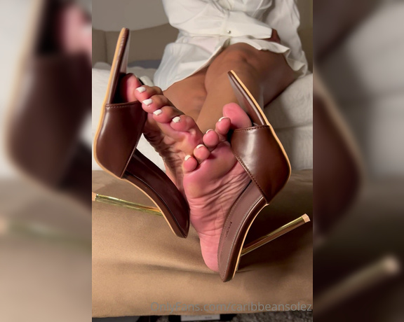 Caribbean Solez aka Caribbeansolez OnlyFans - Almost left a shoe play video out Here you