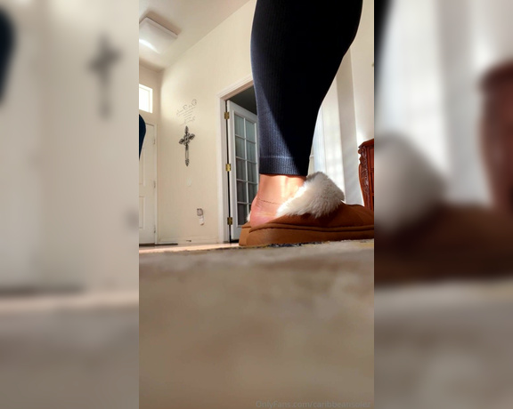 Caribbean Solez aka Caribbeansolez OnlyFans - Candid footplay as I talk to my girlfriend on the phone