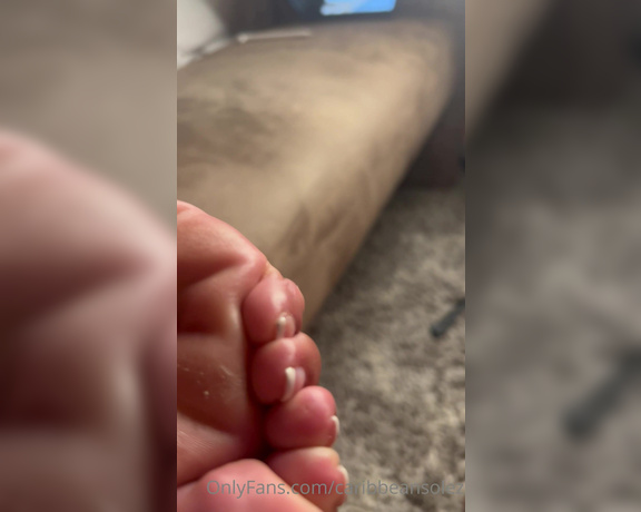 Caribbean Solez aka Caribbeansolez OnlyFans - Part 5 My co worker ended up begging me to splash them a little We’ll… (watch til the end)
