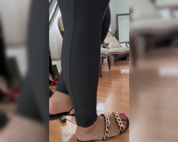 Caribbean Solez aka Caribbeansolez OnlyFans - Cum walk with me around the house