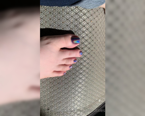 Celestial Tootsies aka Celestialtootsies OnlyFans - Definitely my fav polish ever it’s so pretty!!! 1