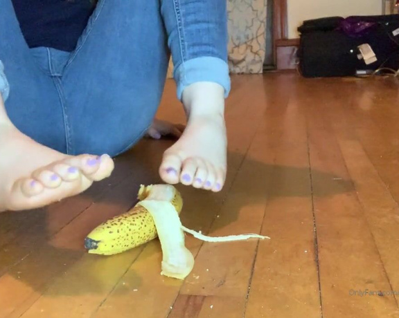 Celestial Tootsies aka Celestialtootsies OnlyFans - Mashing a banana with my feet! Who is gonna help me clean up this mess