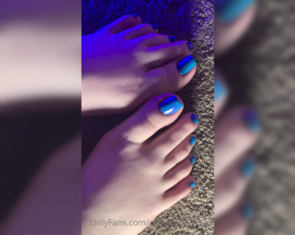 Celestial Tootsies aka Celestialtootsies OnlyFans Video 8