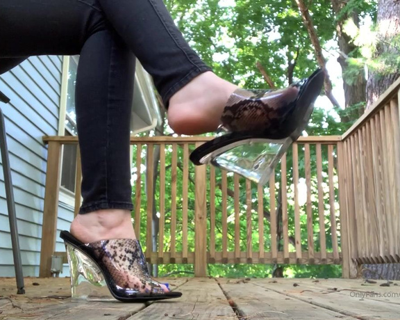Celestial Tootsies aka Celestialtootsies OnlyFans - Dangle video with my brand new heels! Thanks to one of my loyal foot boys!