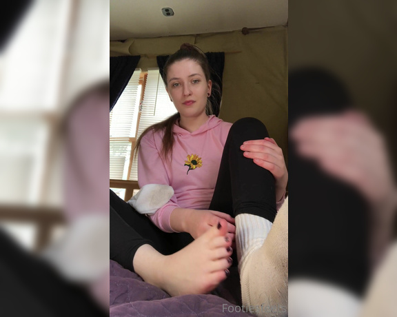 Delilah aka Footiesfeets OnlyFans - White sock strip