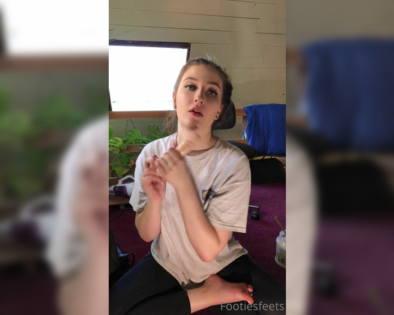 Delilah aka Footiesfeets OnlyFans - Tutor JOI POV You need a tutor in sex Ed because embarrassingly enough you don’t know the anatomy