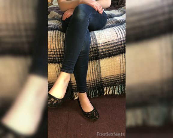 Delilah aka Footiesfeets OnlyFans - Shoe dangle play as I watch