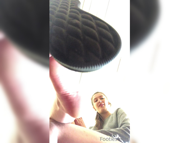 Delilah aka Footiesfeets OnlyFans - GIANTESS POV