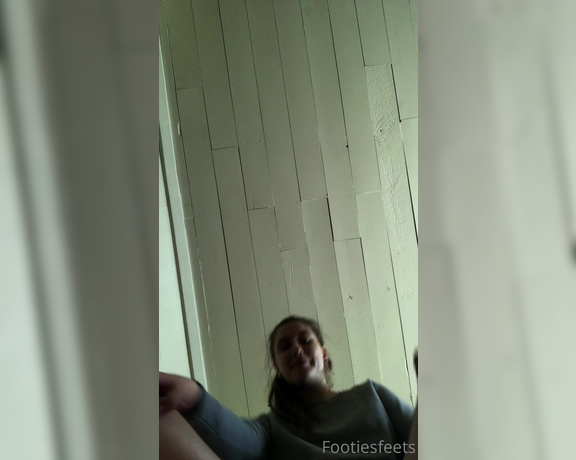 Delilah aka Footiesfeets OnlyFans - GIANTESS POV