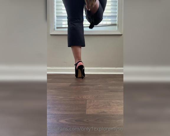 ExploreMySoles aka Only1exploremysoles OnlyFans - You really thought I wouldn’t destroy your balls