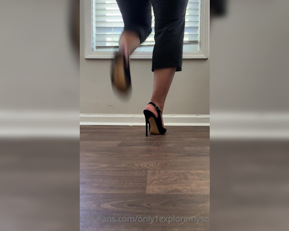 ExploreMySoles aka Only1exploremysoles OnlyFans - You really thought I wouldn’t destroy your balls