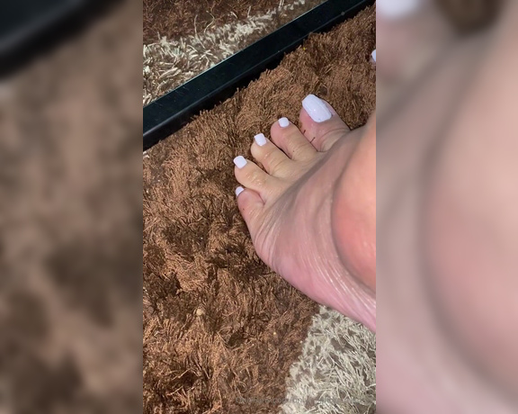 ExploreMySoles aka Only1exploremysoles OnlyFans - Pedi Day 5