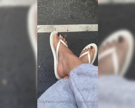 ExploreMySoles aka Only1exploremysoles OnlyFans - White flip flops it is then