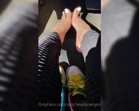 ExploreMySoles aka Only1exploremysoles OnlyFans - A little road trip views 2