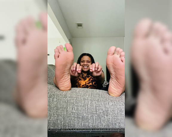 ExploreMySoles aka Only1exploremysoles OnlyFans - Omg your nipples are so hard