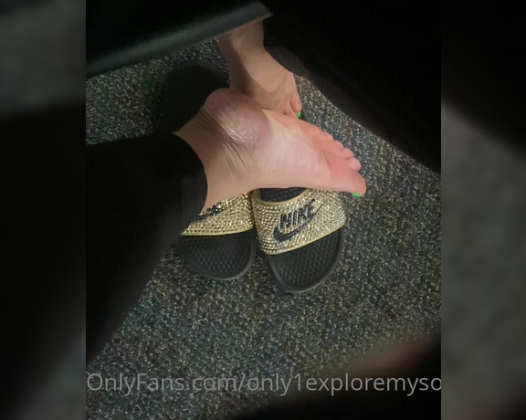 ExploreMySoles aka Only1exploremysoles OnlyFans - Top Views Gets Your Top Off