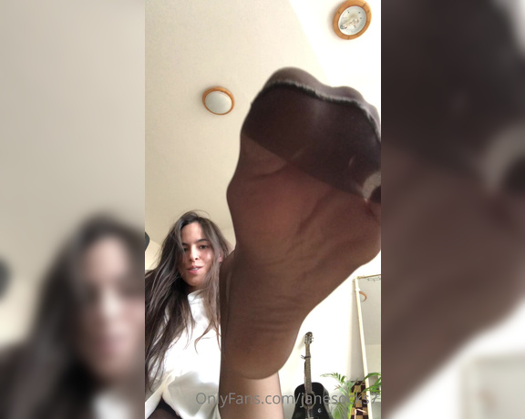 Jane aka Janesocks7 OnlyFans - Made for those who like to be under my toes