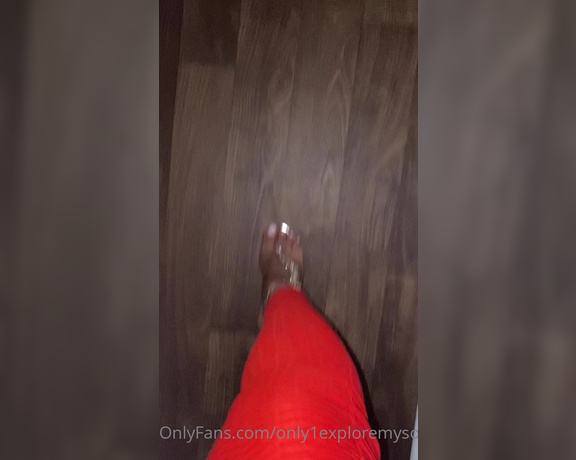 ExploreMySoles aka Only1exploremysoles OnlyFans - Loving My New Heels Thanks MyLuv 1