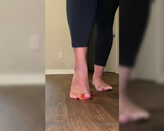 ExploreMySoles aka Only1exploremysoles OnlyFans - Time For A Snack