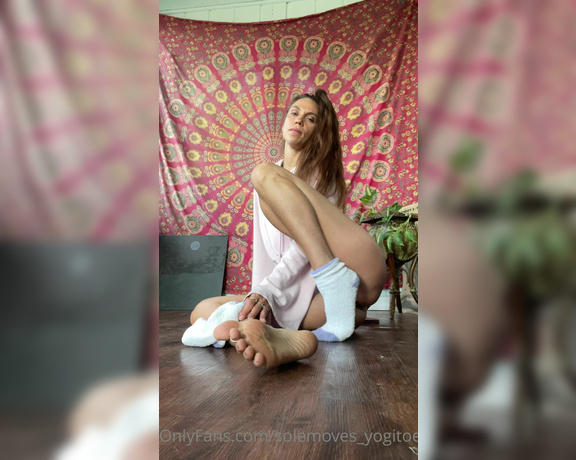 Sole Kissed aka Solemoves_yogitoes OnlyFans - Remove my socks baby