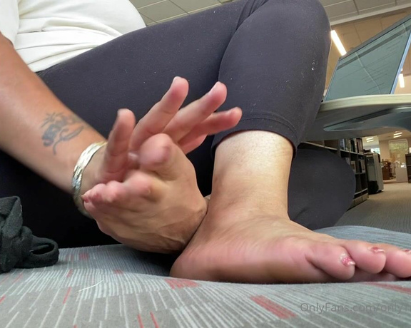 ExploreMySoles aka Only1exploremysoles OnlyFans - The library has the best views 1