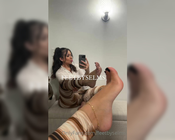 Feetbyselms aka Feetbyselms OnlyFans Video 937