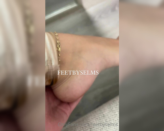 Feetbyselms aka Feetbyselms OnlyFans Video 937