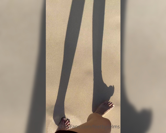 Feetbyselms aka Feetbyselms OnlyFans - I love the beach, sole action at the end