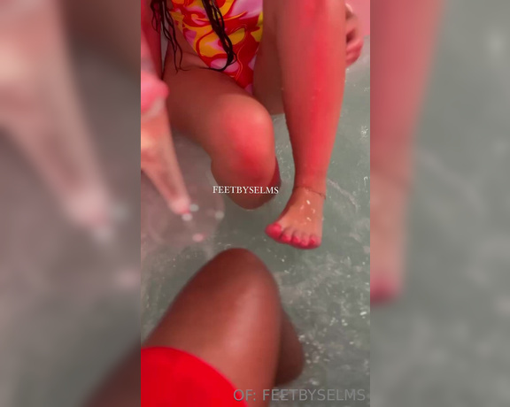 Feetbyselms aka Feetbyselms OnlyFans - Bloopers