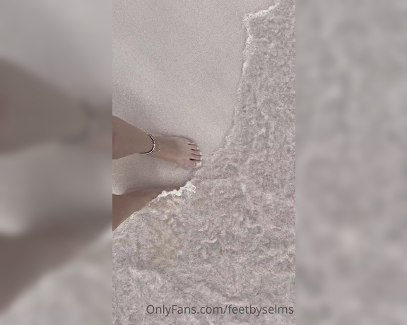 Feetbyselms aka Feetbyselms OnlyFans - Pink sand beach