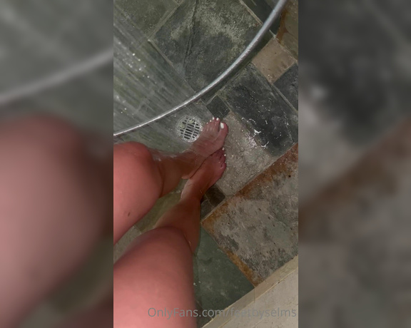 Feetbyselms aka Feetbyselms OnlyFans - Rinse off with me after atv riding