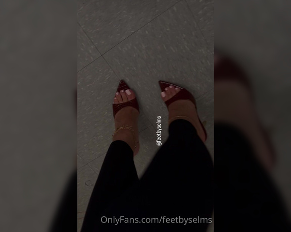 Feetbyselms aka Feetbyselms OnlyFans Video 49