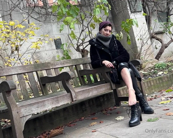 Solesmad Fetish Queen aka Solesmadvip OnlyFans - Remembering London public park and making u drool