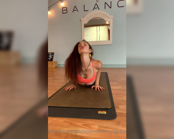 Sole Kissed aka Solemoves_yogitoes OnlyFans - Energy feels!!!!