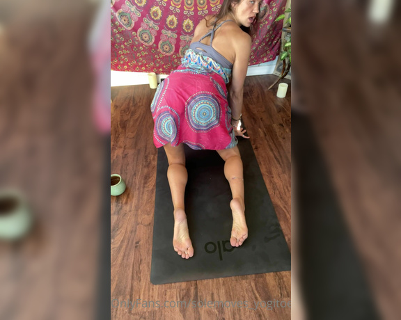 Sole Kissed aka Solemoves_yogitoes OnlyFans - Mmmm, what would you do, just to have a taste of