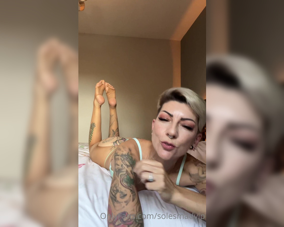 Solesmad Fetish Queen aka Solesmadvip OnlyFans - Good Morning my dears I already have my new pedi for Christmas !! Ill show you tomorrow!!! Now